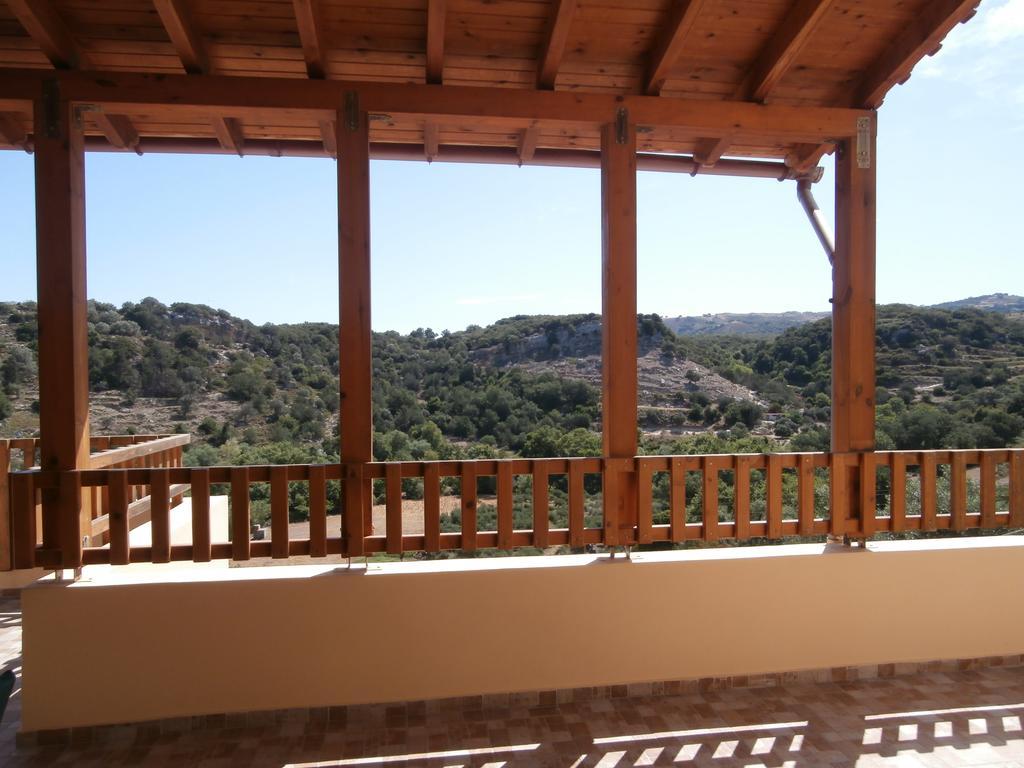 Stratos Villas Kaloniktis エクステリア 写真