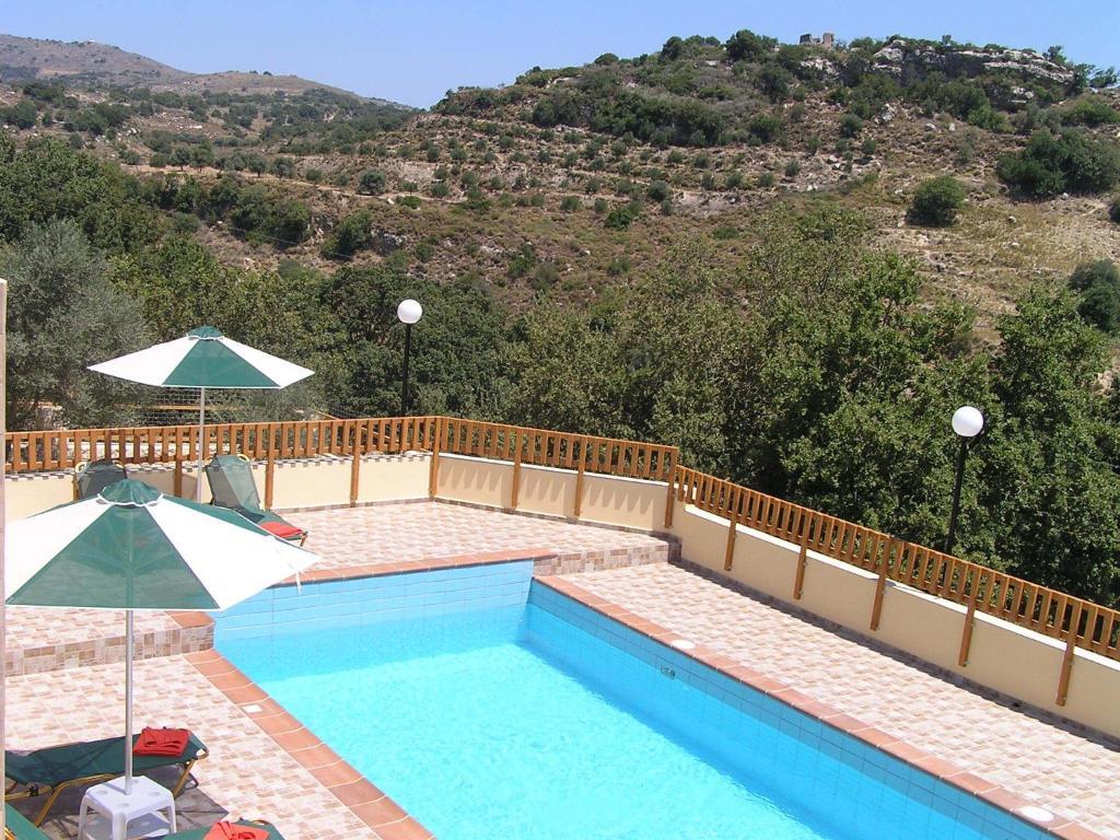 Stratos Villas Kaloniktis 部屋 写真