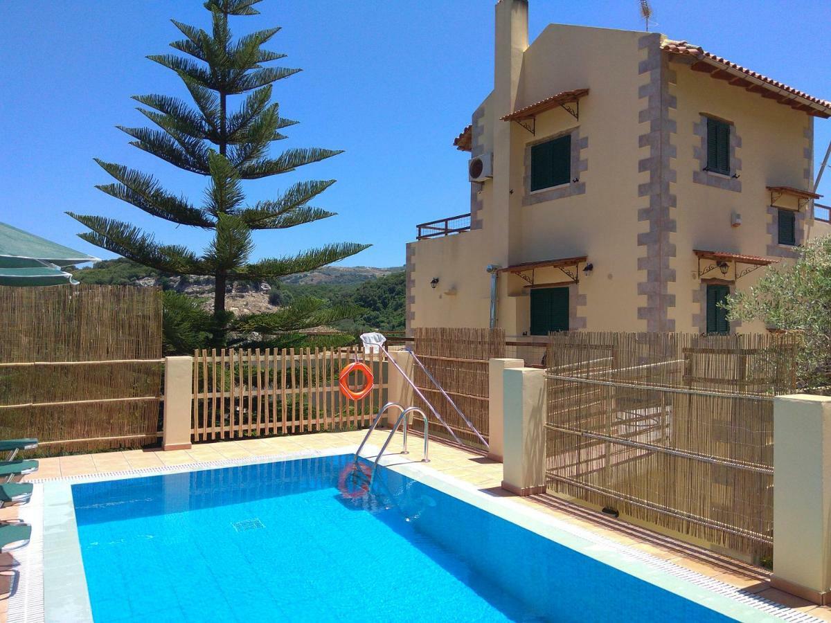 Stratos Villas Kaloniktis エクステリア 写真